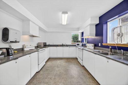 Community Kitchen (for Congregate Unit Residents)