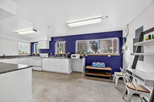 Community Kitchen (for Congregate Unit Residents)