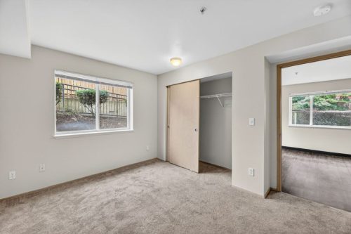 Renovated 2x1 Unit (Bedroom Off Living Room)